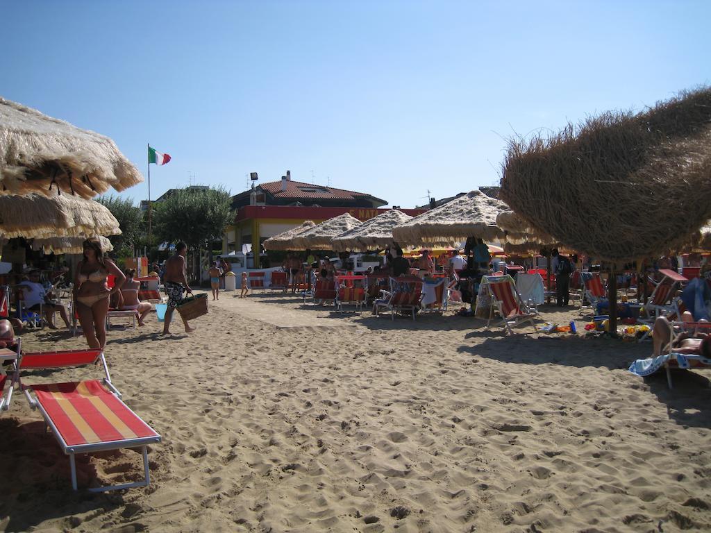 Holiday Dreams Apartment Francavilla Al Mare Exterior photo